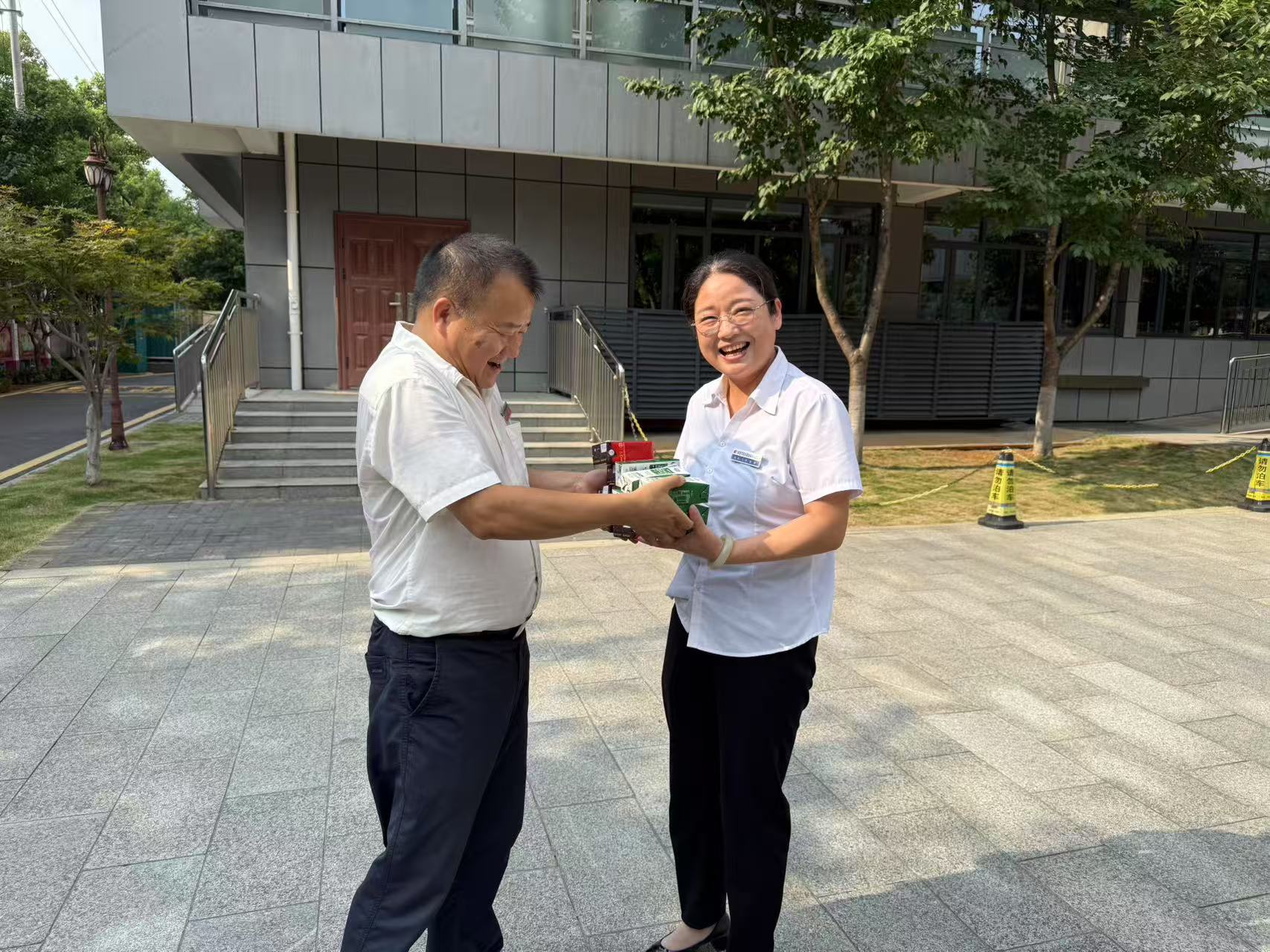 常德物業(yè)管理,物業(yè)企業(yè),陽光物業(yè) 常德物業(yè)管理,物業(yè)企業(yè),陽光物業(yè)