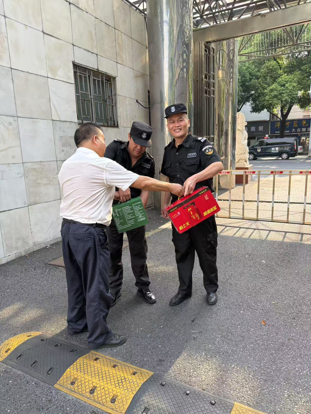 常德物業(yè)管理,物業(yè)企業(yè),陽光物業(yè) 常德物業(yè)管理,物業(yè)企業(yè),陽光物業(yè)